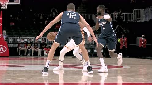 【NBA集錦】面不改色心不跳！波神閑庭信步禁區(qū)扣籃輕輕松松