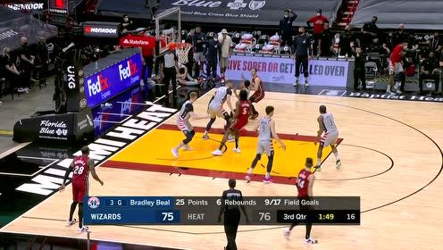 【NBA集錦】比爾連得7分殺瘋了 連續(xù)17場(chǎng)砍下25+