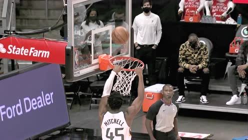【NBA集錦】五大囧安排上！費沃斯搶斷之后米切爾1打0雙手扣飛