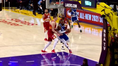 【NBA集锦】詹姆斯军训约基奇上篮打进2+0 罚球三不沾给大伙逗笑啦