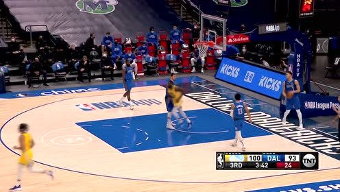 【NBA集錦】庫里格林經(jīng)典二人轉(zhuǎn) 細(xì)膩傳球+暴扣點(diǎn)燃場上激情