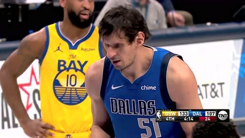 【NBA集錦】烏布雷遠(yuǎn)射得到40分生涯新高 庫里格林場下為他歡呼
