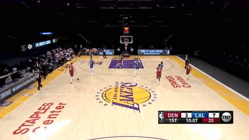 【NBA集锦】全能詹姆斯！中距离后仰+外线开火连续砍分