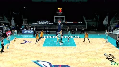 【NBA集錦】溜得防守滿場跑 羅齊爾閃轉(zhuǎn)騰挪急停出手穩(wěn)穩(wěn)打進(jìn)