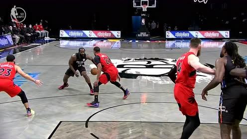 【NBA集锦】再现标志性动作 哈登后撤步三分一箭穿心