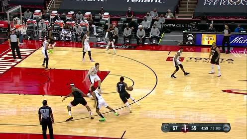 【NBA集錦】火箭被打反擊沒(méi)人退守1防5 瓦塞爾起飛張弓劈扣