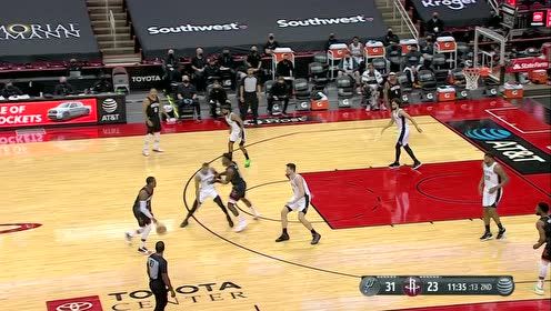 【NBA集錦】欲與天公試比高 尤班克斯砸筐隔扣