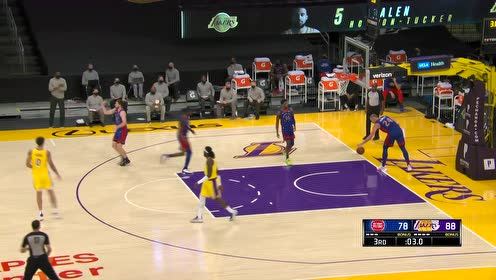 【NBA集锦】詹姆斯单手超级四分位长传 明天超级碗没你我不看