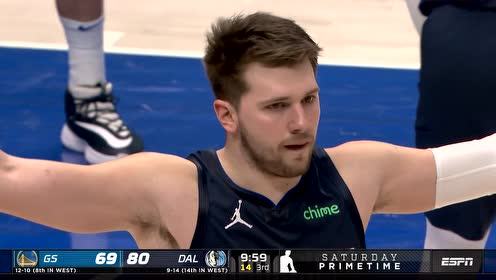【NBA集锦】feel like Curry!东契奇外线干拔三分手感炸裂