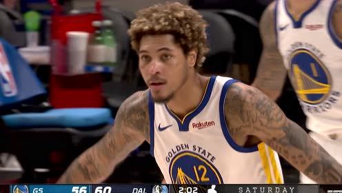 【NBA集锦】一气呵成!格林头顶高抛连线乌布雷空接暴扣虐筐
