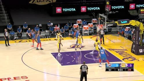 【NBA集錦】雷霆失誤連線送大禮 詹姆斯輪轉(zhuǎn)中距離予取予求