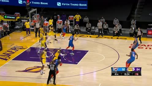 【NBA集錦】什么叫做人球合一？哈雷爾半場一條龍突破打進(jìn)2+1