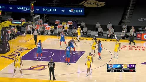 【NBA集錦】瞬間扳平打停雷霆 詹姆斯抬手就扔三分入網(wǎng)！
