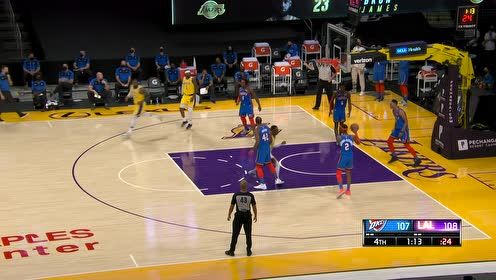 【NBA集錦】詹姆斯死亡纏繞搶斷貝茲利 斜刺里殺出關(guān)鍵上籃扳平比分