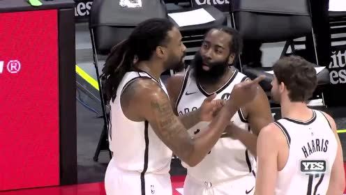 【NBA集錦】哈登充當(dāng)臨時(shí)教練訓(xùn)話隊(duì)友 微表情感覺小喬丹不服氣