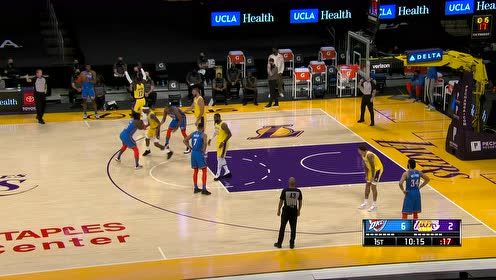 【NBA集锦】又帅又能打 库兹马开场就贡献漂移上篮
