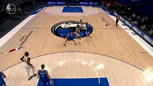 【NBA集锦】眼神跟的上身子可跟不上!老鹰多人连线助攻亨特底角轰筐