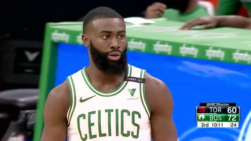 【NBA集錦】雙人圍堵也攔不住 布朗單騎闖關滑翔挑籃命中