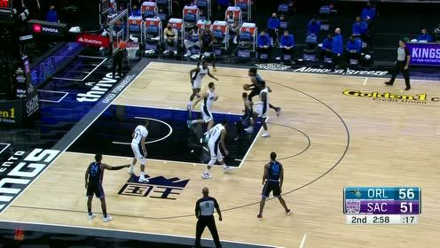 【NBA集錦】運動型和技術(shù)型內(nèi)線的對決 武切維奇霍姆斯兩種方式你pick哪個