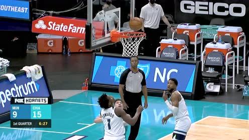 【NBA集锦】虎口夺食!鲍尔蛮横抢断上篮力气大的就离谱