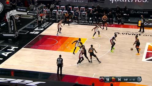 【NBA集錦】就怕你不防！尼昂假動作晃開防守回傳米切爾三分射箭