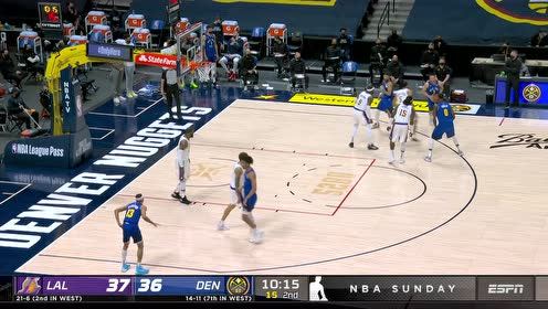 【NBA集锦】是团宠无疑了 詹姆斯联手塔克做饼成全库兹马飞天揽月