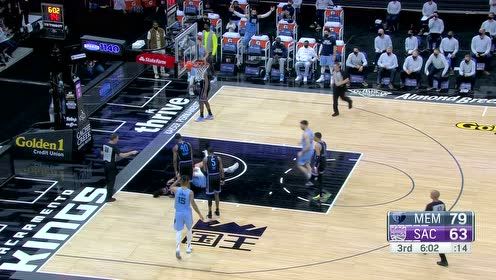 【NBA集錦】霍姆斯這波未免有些尷尬 空籃不進(jìn)確實(shí)急眼了