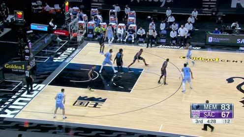 【NBA集錦】手感來(lái)了就是怎么扔怎么有 莫蘭特寫(xiě)意2+1神奇命中
