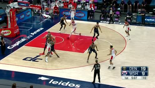 【NBA集锦】比尔瞒天过海送助攻 莱恩内线吃饼双臂拽筐暴扣