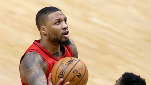【NBA集锦】利拉德再献华丽三分表演 高难运球干拔简直离谱