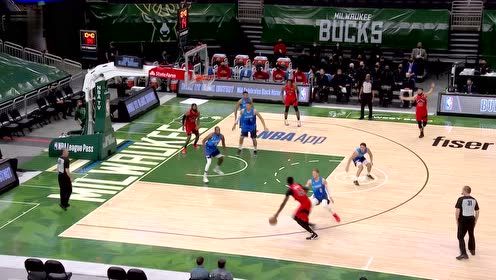 【NBA集锦】我跌跌又撞撞好比浪涛 西亚卡姆失衡抛投打成2+1