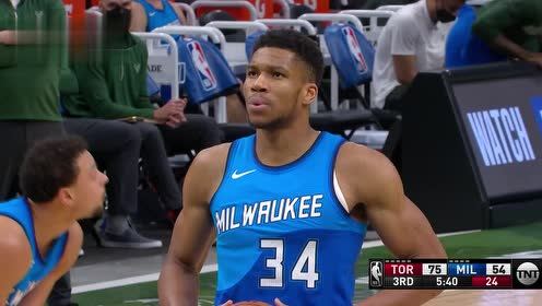 【NBA集锦】亲哥可在后面盯着你呐!字母哥哥“敲门”督促老弟罚球命中