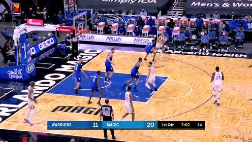 【NBA集錦】格林高位策應(yīng)送助攻 維金斯籃下偷襲
