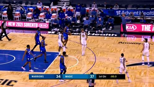 【NBA集錦】臂長(zhǎng)天賦真高！班巴送庫(kù)里一記壓哨蓋帽