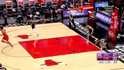 【NBA集锦】谁来也没用!赛迪斯杨顶飞防守一个转体暴力砸扣