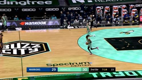 【NBA集錦】寒冰射手終于開了 烏布雷底角三分發(fā)炮