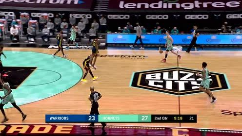 【NBA集錦】海沃德弧頂發(fā)炮 維金斯空接炸筐
