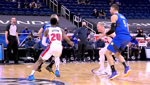 【NBA集锦】复出状态这么好?福尼耶极大干扰下也能扔进