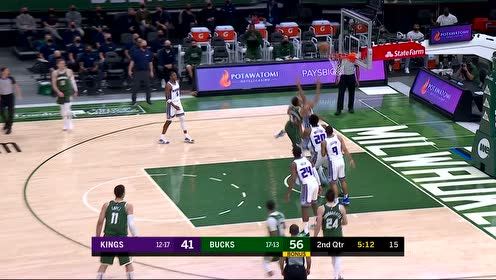 【NBA集锦】这球显示智商 字母哥假传真突上篮得手