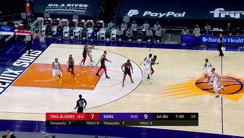 【NBA集錦】利拉德撤步三分迎射布克 布克翻身跳投還以顏色