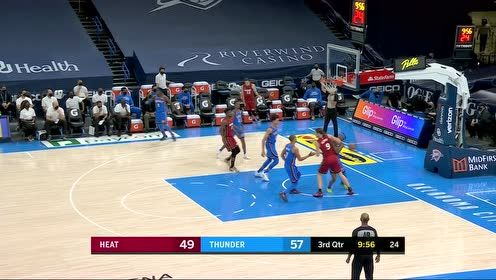 【NBA集錦】巴特勒巧妙助攻 鄧羅外線急停三分穩(wěn)穩(wěn)命中