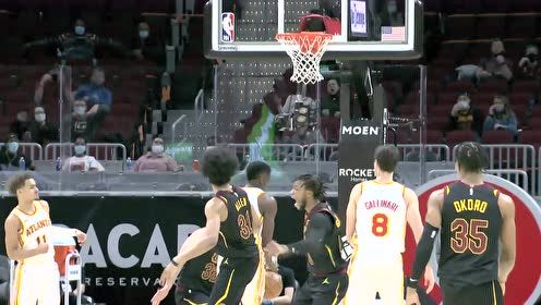 【NBA集锦】饼皇头上摘瓜吃 迪恩韦德追身补扣声音清脆