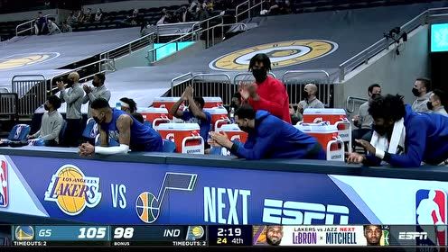 【NBA集錦】今天隊友太給力 庫里助攻烏布雷關(guān)鍵中投命中