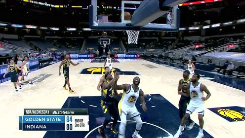 【NBA集錦】多年老隊友了！庫里默契助攻格林籃下強(qiáng)攻