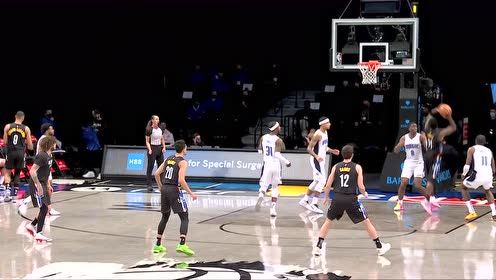 【NBA集锦】这腰腹绝了!欧文冲抢篮板完成压哨打板