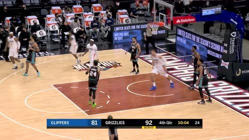 【NBA集錦】路威腦后長眼送妙傳 祖巴茨勢大力沉雙手重扣
