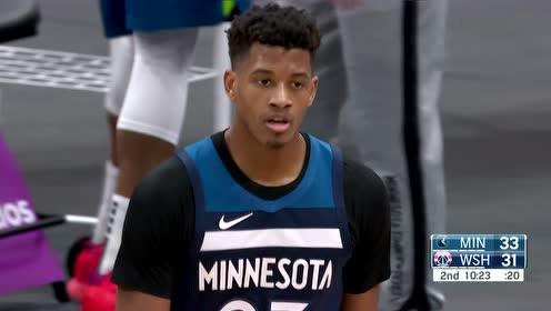 【NBA集錦】長江后浪推前浪！狀元郎無視輩分送給威少一記釘板大帽