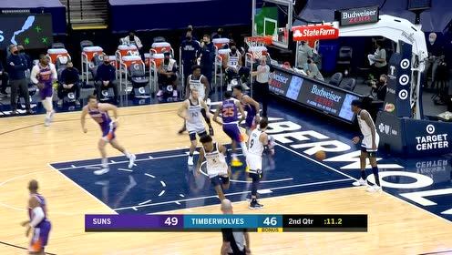 【NBA集錦】時刻準(zhǔn)備著 布里奇斯搶板補扣