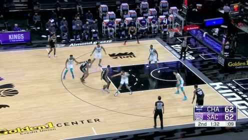 【NBA集錦】不減速背后運(yùn)球變相 ?？怂惯@個(gè)操作把我看呆了