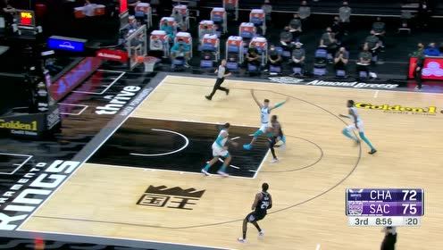 【NBA集錦】新時(shí)代的大個(gè)子 巴格利籃下干擾進(jìn)球之后沖到前場(chǎng)補(bǔ)扣